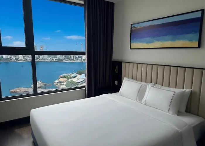 Apartment The Sapphire - Ocean View - Pool Ha Long