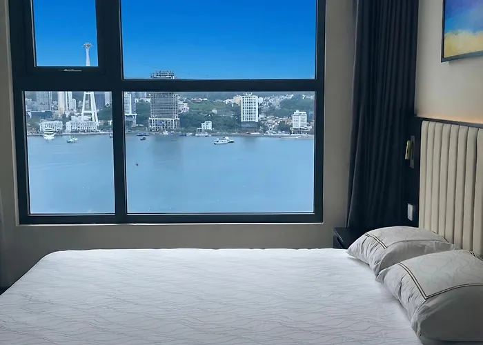 The Sapphire - Ocean View - Pool Apartment