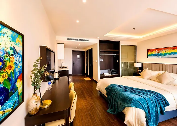 The Sapphire - Ocean View - Pool Apartment Ha Long